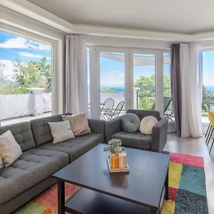 Apartment Pobri Design, Volosko